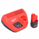 Milwaukee M12 HNRG-251 Akku Starter Set High Output 12 V + 1x HB2.5 Akku 2,5 Ah ( 4932480164 ) + M12 C12 C Ladegerät ( 4932352000 )